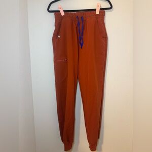 FIGS Auburn Zamora High Waisted Joggers with blue tie